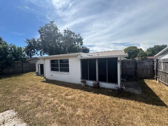 Active With Contract: $1,495 (3 beds, 2 baths, 1118 Square Feet)