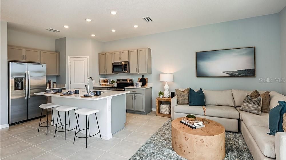 Active With Contract: $299,000 (3 beds, 2 baths, 1373 Square Feet)