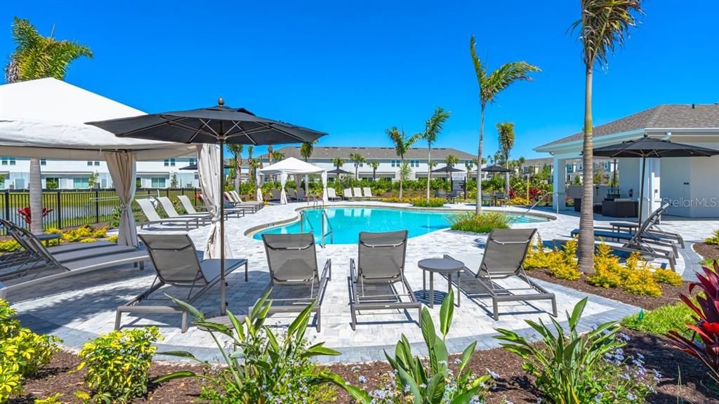 Active With Contract: $299,000 (3 beds, 2 baths, 1373 Square Feet)