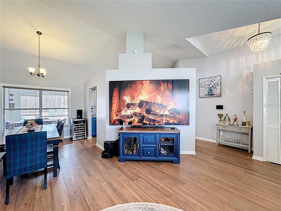 Active With Contract: $435,000 (3 beds, 2 baths, 1766 Square Feet)