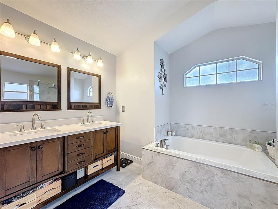 Active With Contract: $435,000 (3 beds, 2 baths, 1766 Square Feet)