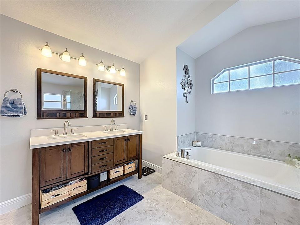 Active With Contract: $435,000 (3 beds, 2 baths, 1766 Square Feet)