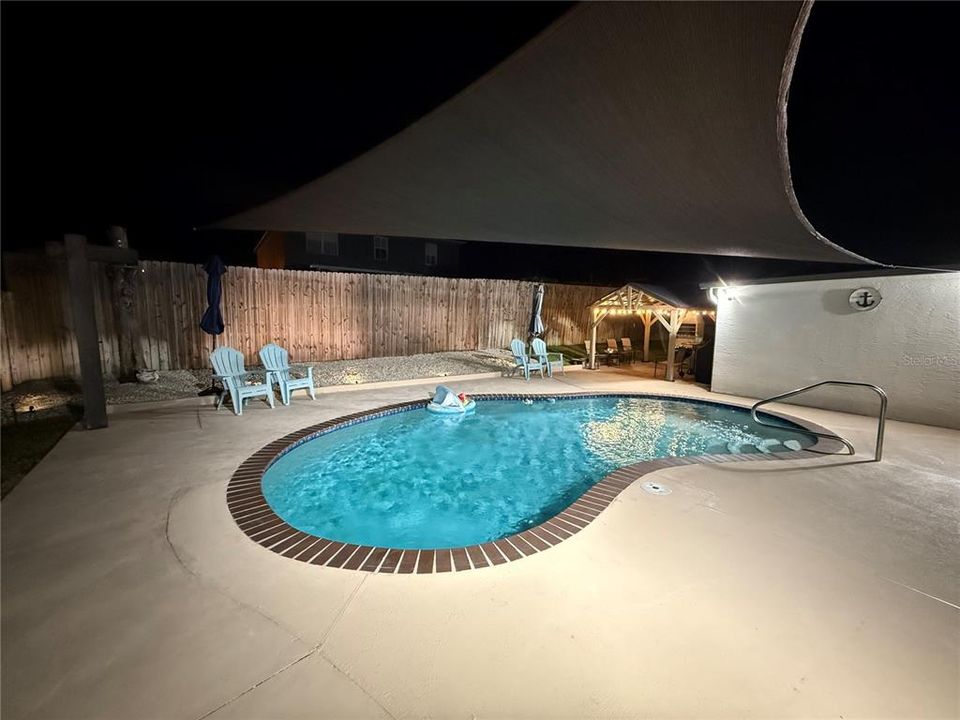 Active With Contract: $435,000 (3 beds, 2 baths, 1766 Square Feet)