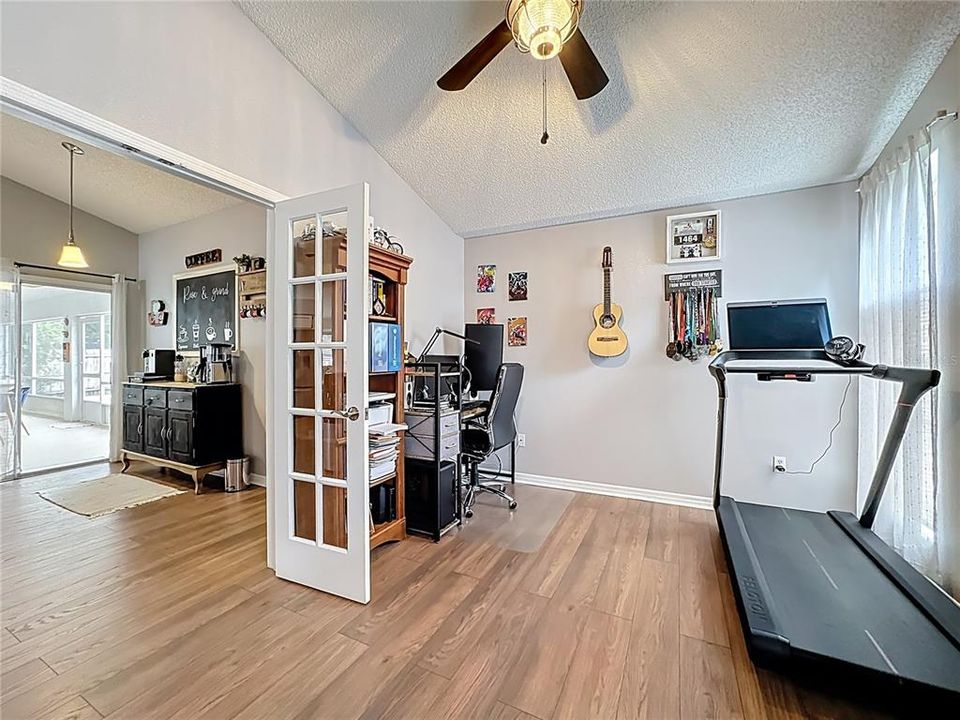 Active With Contract: $435,000 (3 beds, 2 baths, 1766 Square Feet)