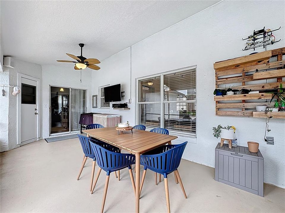 Active With Contract: $435,000 (3 beds, 2 baths, 1766 Square Feet)