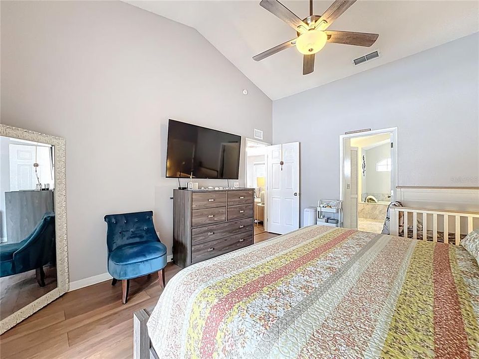 Active With Contract: $435,000 (3 beds, 2 baths, 1766 Square Feet)