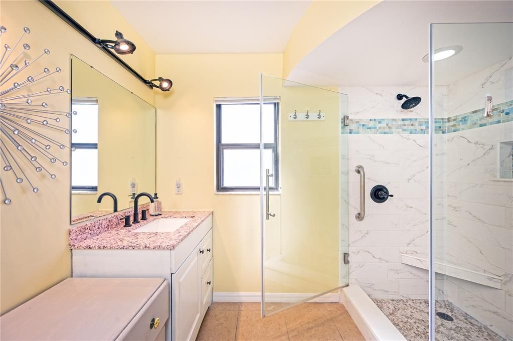 待售: $949,000 (3 贝兹, 3 浴室, 1922 平方英尺)