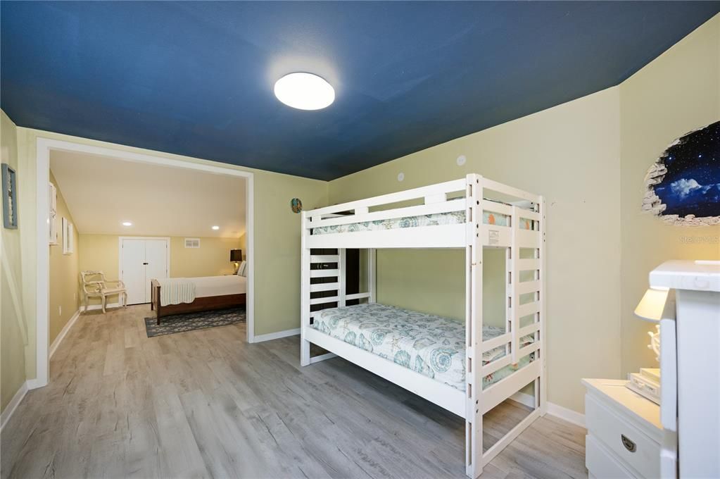 待售: $949,000 (3 贝兹, 3 浴室, 1922 平方英尺)