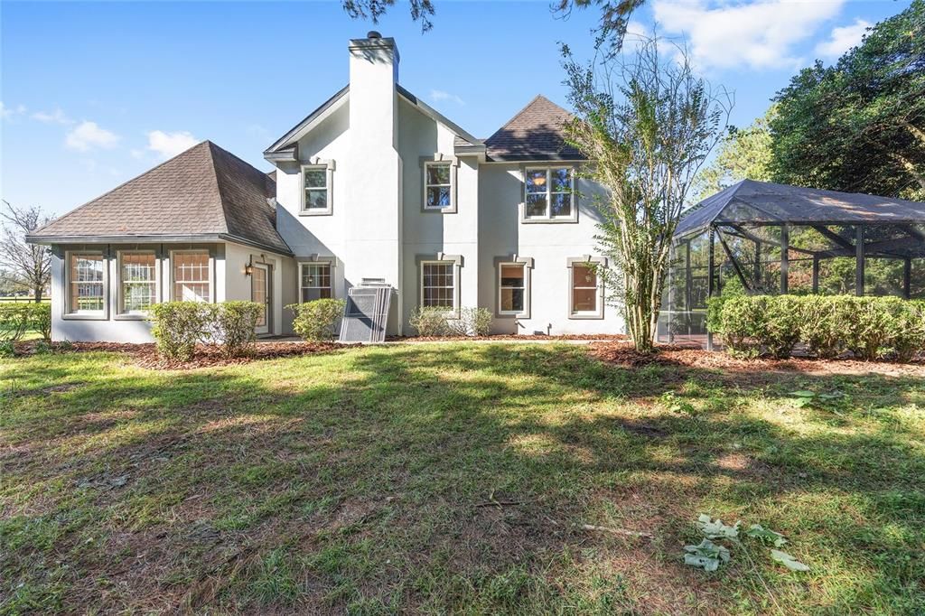 En Venta: $995,000 (5 camas, 3 baños, 3920 Pies cuadrados)