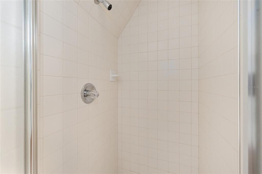 En Venta: $995,000 (5 camas, 3 baños, 3920 Pies cuadrados)