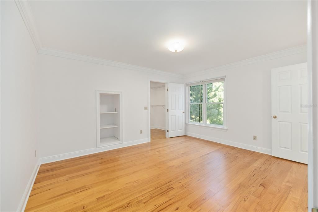 En Venta: $995,000 (5 camas, 3 baños, 3920 Pies cuadrados)