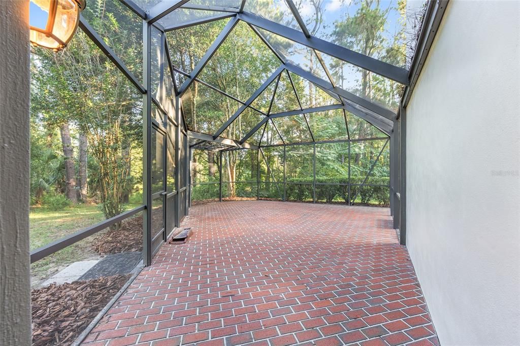 En Venta: $995,000 (5 camas, 3 baños, 3920 Pies cuadrados)