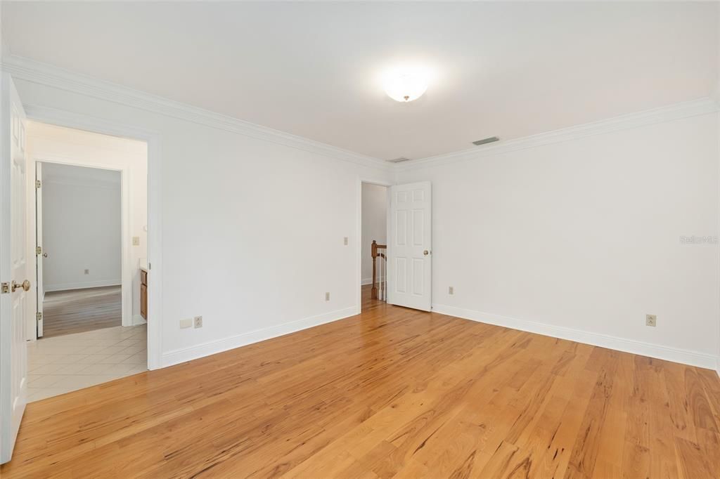 En Venta: $995,000 (5 camas, 3 baños, 3920 Pies cuadrados)