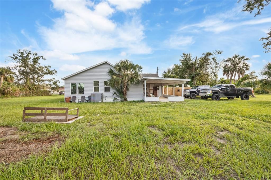 For Sale: $260,000 (3 beds, 2 baths, 1700 Square Feet)