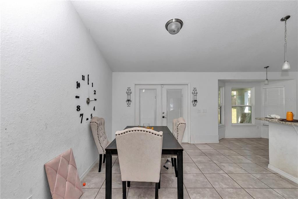 Active With Contract: $250,000 (3 beds, 2 baths, 1702 Square Feet)