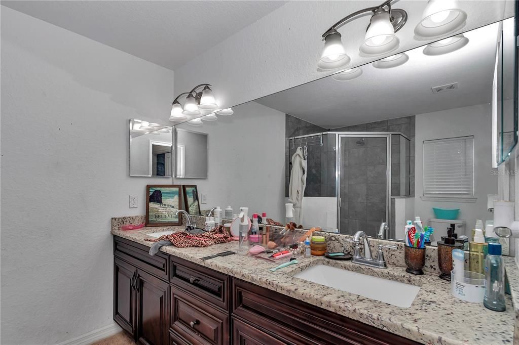 Active With Contract: $250,000 (3 beds, 2 baths, 1702 Square Feet)