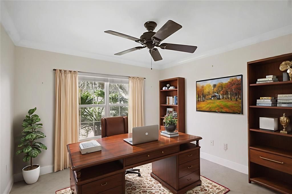 For Sale: $699,000 (3 beds, 2 baths, 1927 Square Feet)