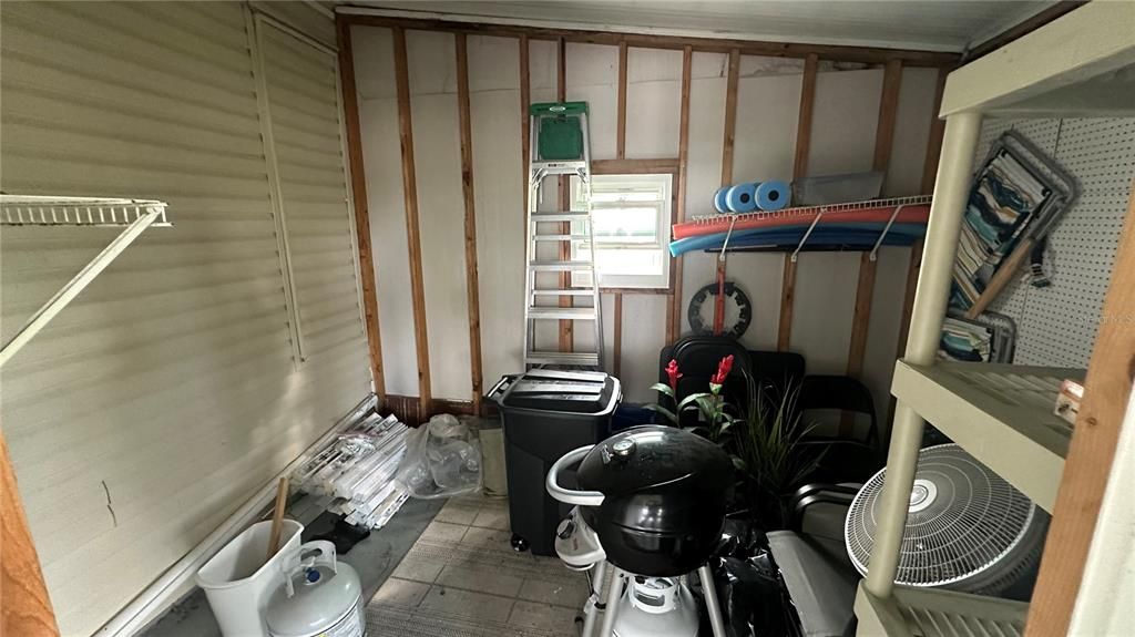 For Sale: $214,900 (2 beds, 2 baths, 1242 Square Feet)