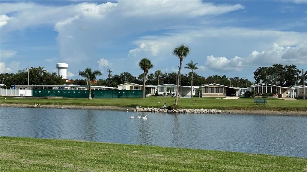 For Sale: $214,900 (2 beds, 2 baths, 1242 Square Feet)