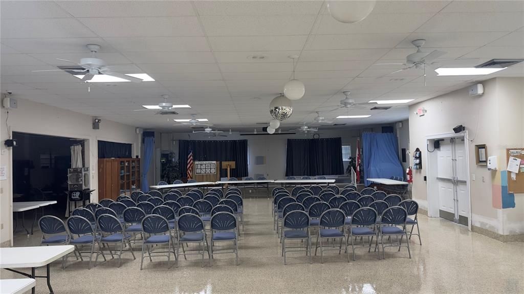 For Sale: $214,900 (2 beds, 2 baths, 1242 Square Feet)