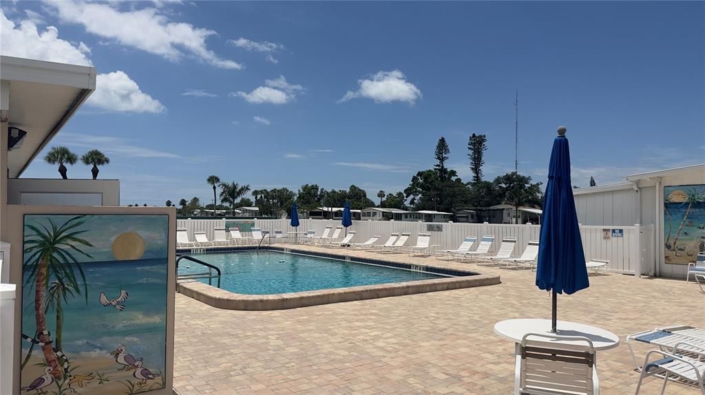 For Sale: $214,900 (2 beds, 2 baths, 1242 Square Feet)