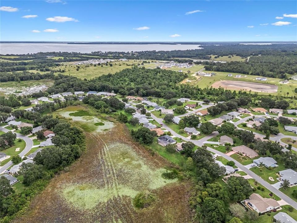 For Sale: $269,900 (2 beds, 2 baths, 1474 Square Feet)