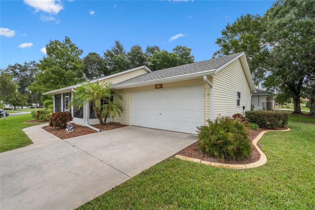 For Sale: $269,900 (2 beds, 2 baths, 1474 Square Feet)