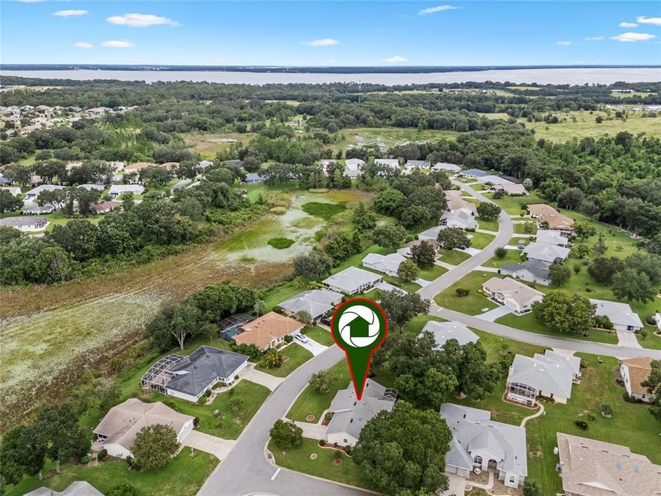 For Sale: $269,900 (2 beds, 2 baths, 1474 Square Feet)