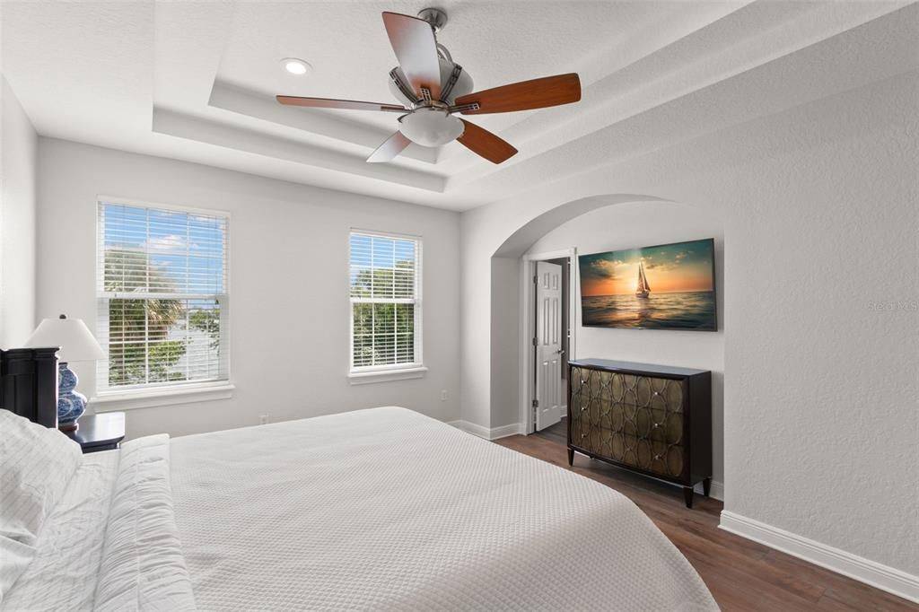 For Sale: $895,000 (3 beds, 2 baths, 2230 Square Feet)