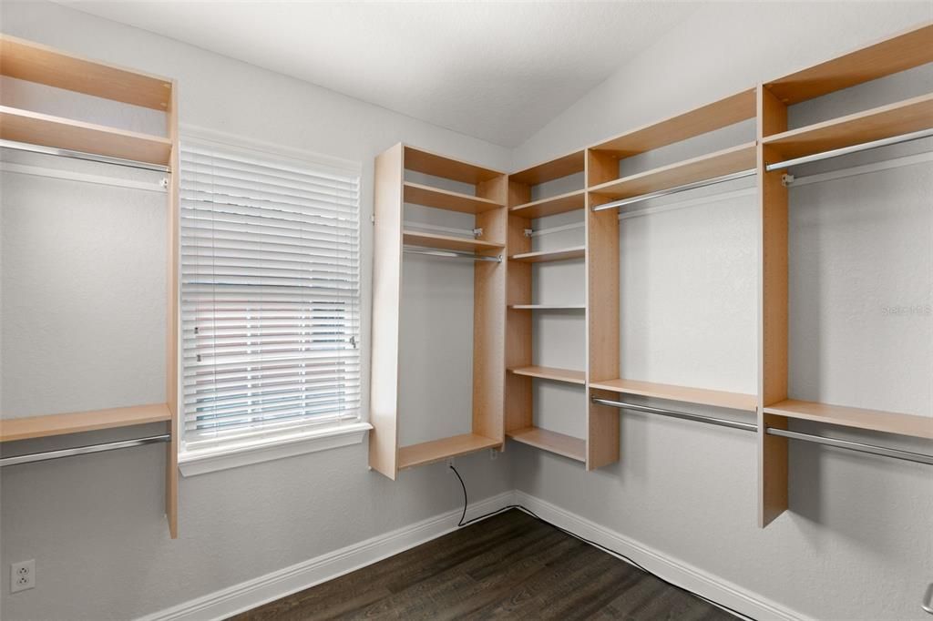 For Sale: $895,000 (3 beds, 2 baths, 2230 Square Feet)