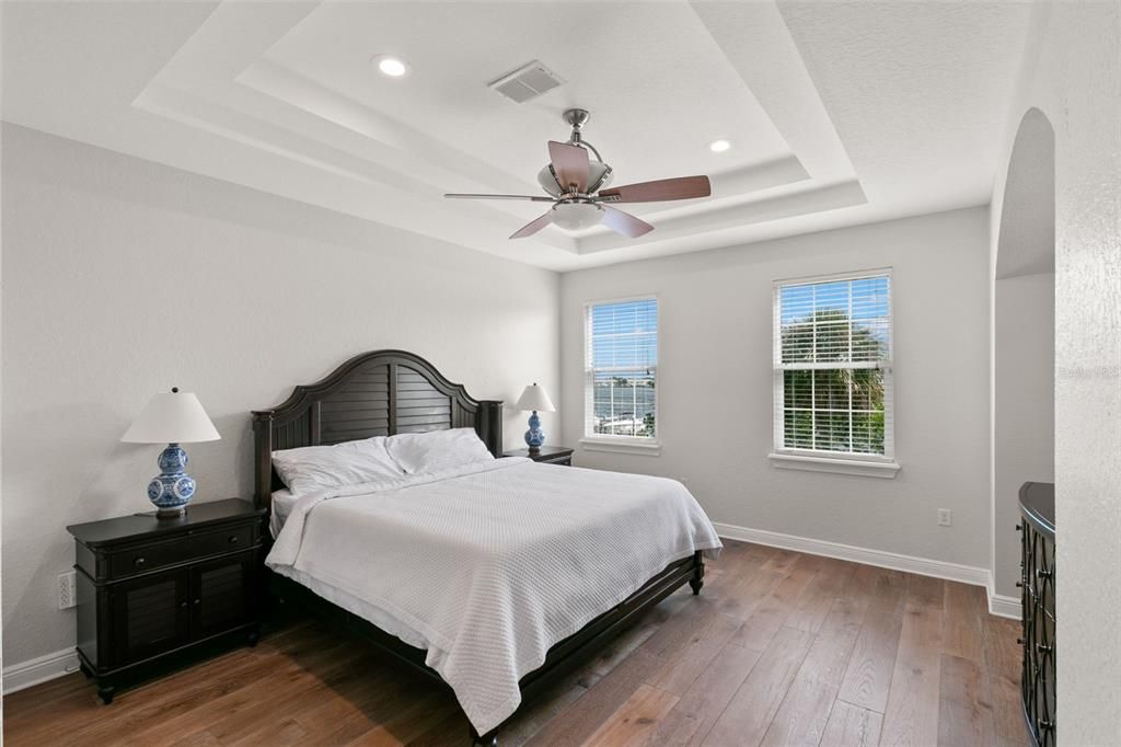 For Sale: $895,000 (3 beds, 2 baths, 2230 Square Feet)