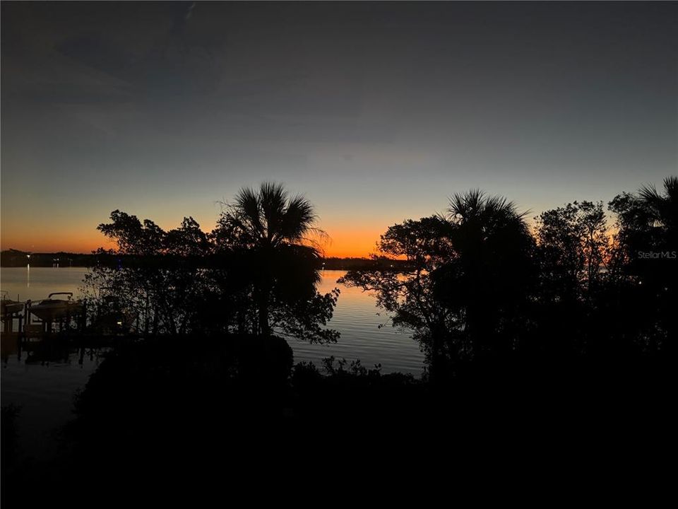 For Sale: $895,000 (3 beds, 2 baths, 2230 Square Feet)