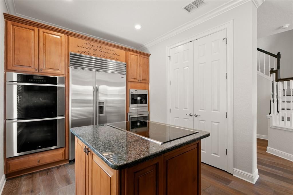 For Sale: $895,000 (3 beds, 2 baths, 2230 Square Feet)