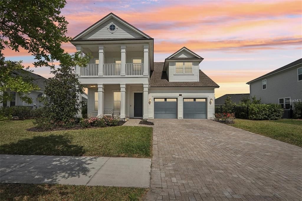 Recently Sold: $730,000 (4 beds, 3 baths, 3059 Square Feet)