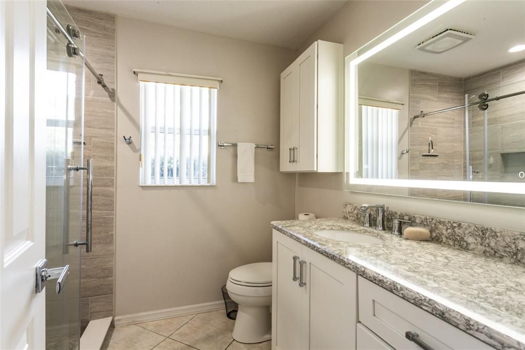 Active With Contract: $244,900 (2 beds, 2 baths, 1074 Square Feet)