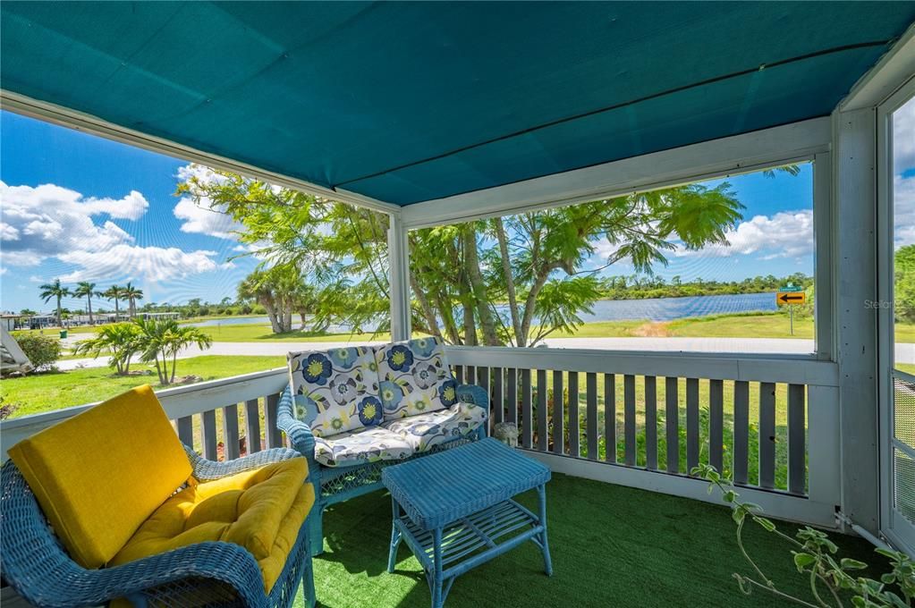 Active With Contract: $225,000 (2 beds, 2 baths, 1488 Square Feet)