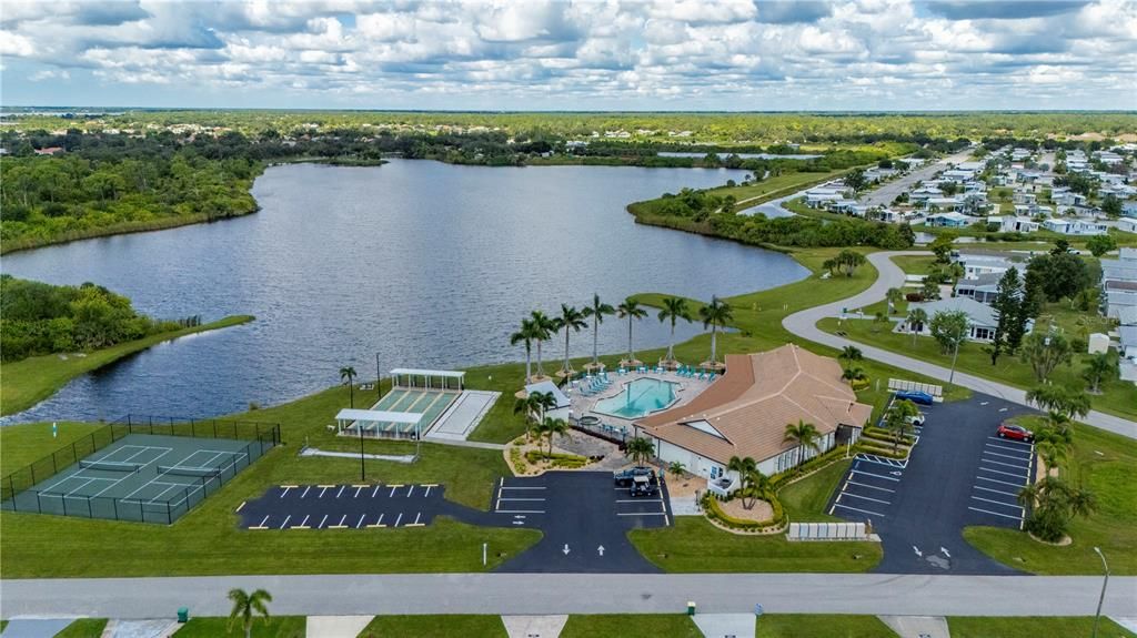 Active With Contract: $225,000 (2 beds, 2 baths, 1488 Square Feet)