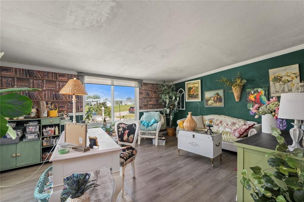 Active With Contract: $225,000 (2 beds, 2 baths, 1488 Square Feet)