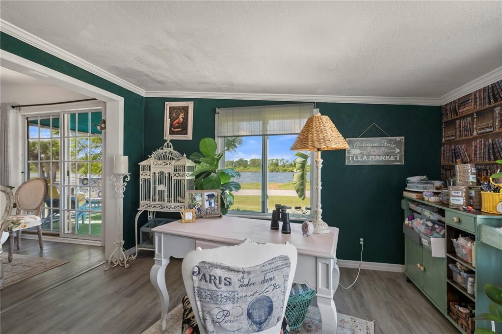 Active With Contract: $225,000 (2 beds, 2 baths, 1488 Square Feet)