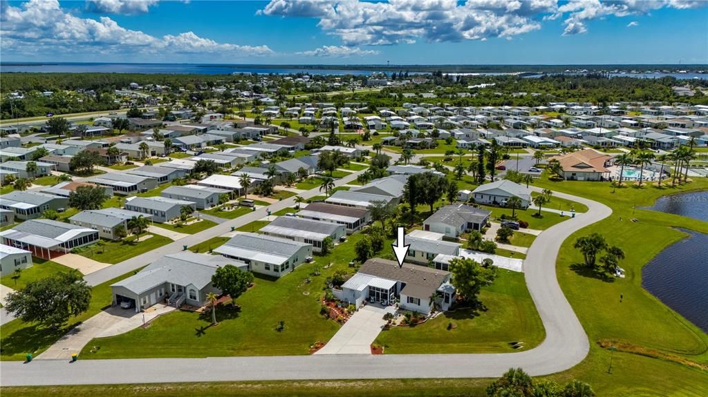 Active With Contract: $225,000 (2 beds, 2 baths, 1488 Square Feet)