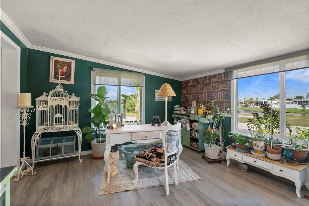 Active With Contract: $225,000 (2 beds, 2 baths, 1488 Square Feet)