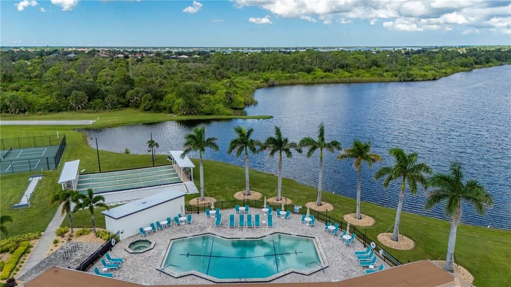 Active With Contract: $225,000 (2 beds, 2 baths, 1488 Square Feet)