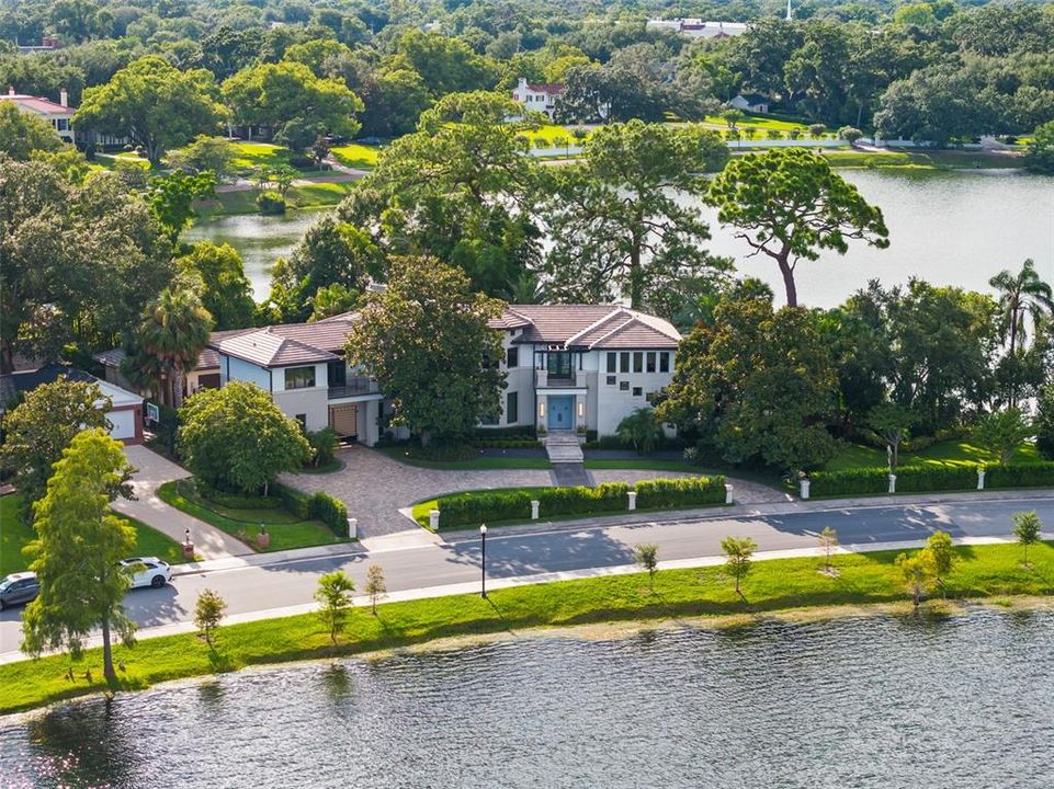 最近售出: $5,800,000 (5 贝兹, 7 浴室, 8323 平方英尺)