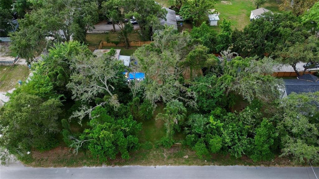 待售: $129,990 (0.18 acres)