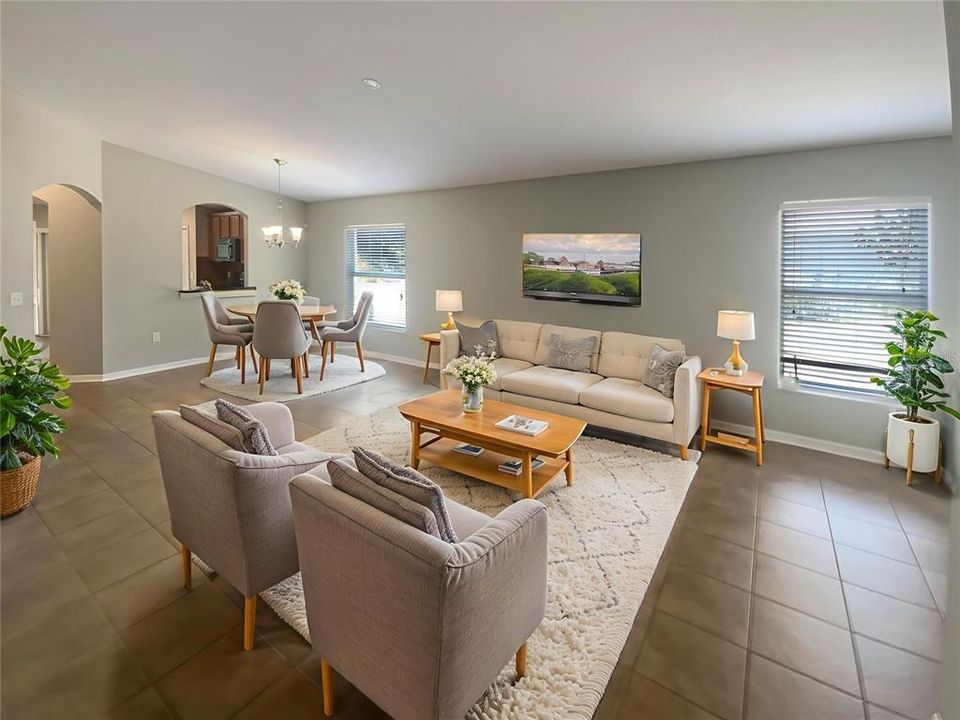 Activo con contrato: $293,000 (3 camas, 2 baños, 1509 Pies cuadrados)