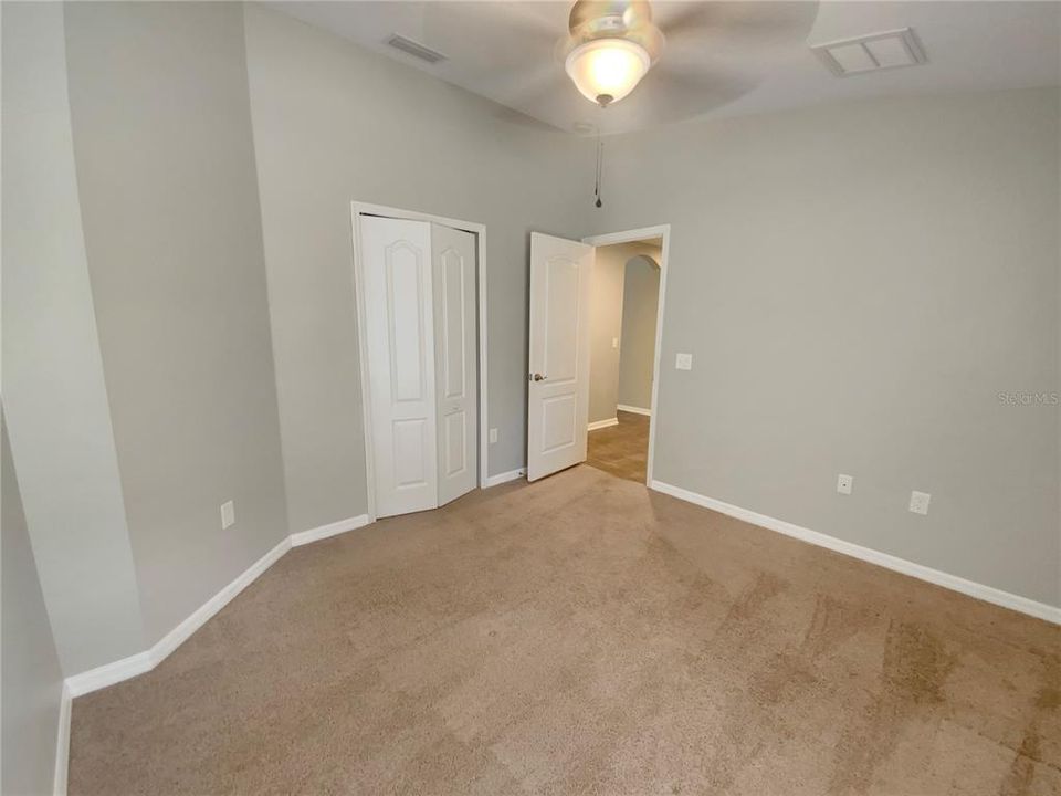 Activo con contrato: $293,000 (3 camas, 2 baños, 1509 Pies cuadrados)