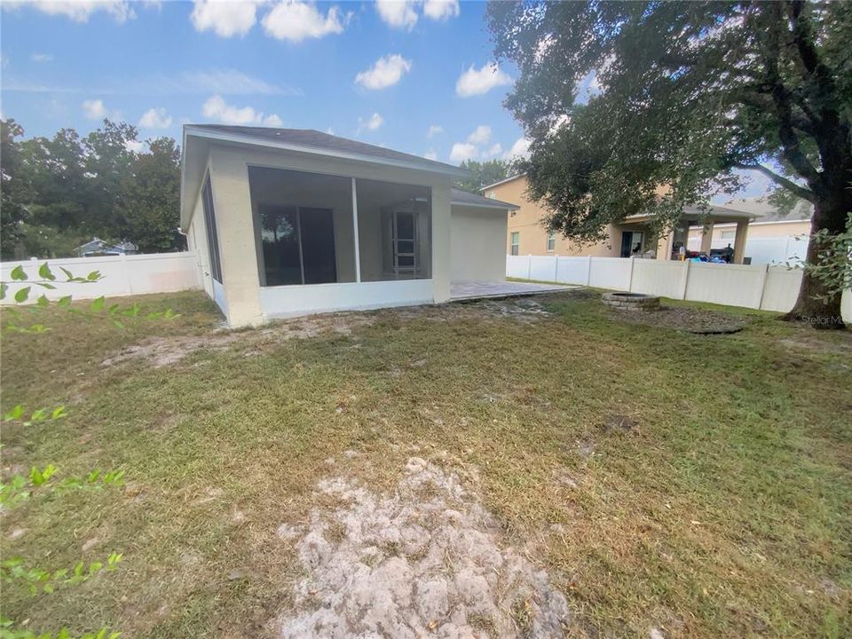 Activo con contrato: $293,000 (3 camas, 2 baños, 1509 Pies cuadrados)