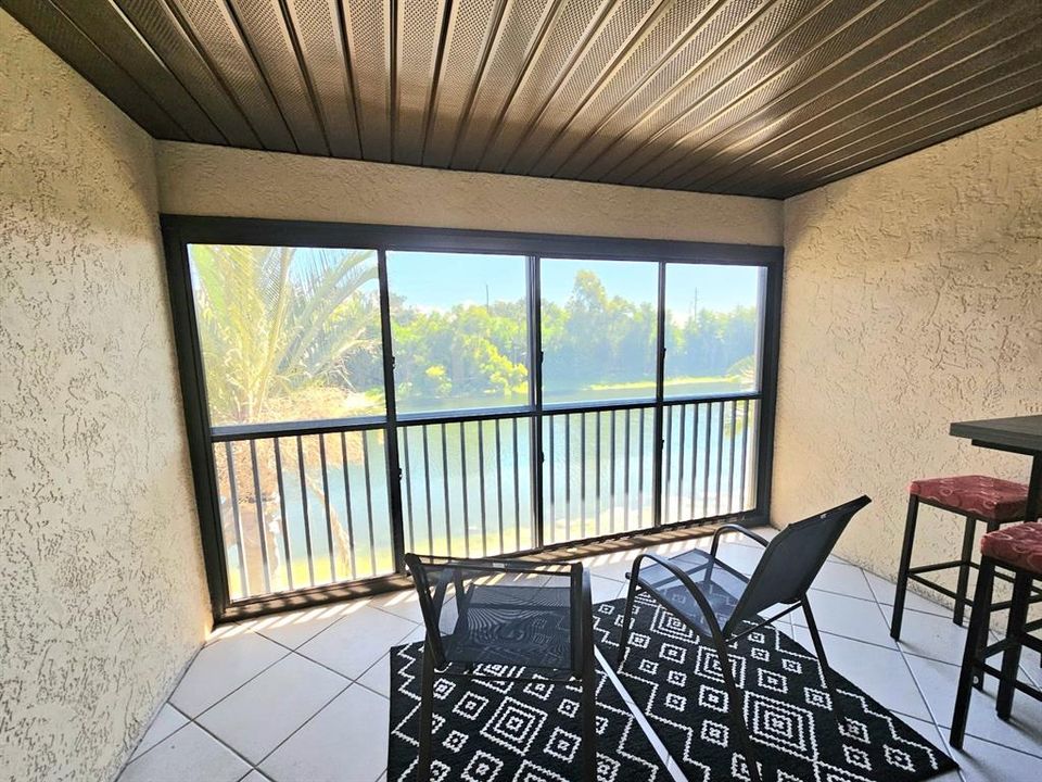 Active With Contract: $152,500 (2 beds, 2 baths, 1040 Square Feet)