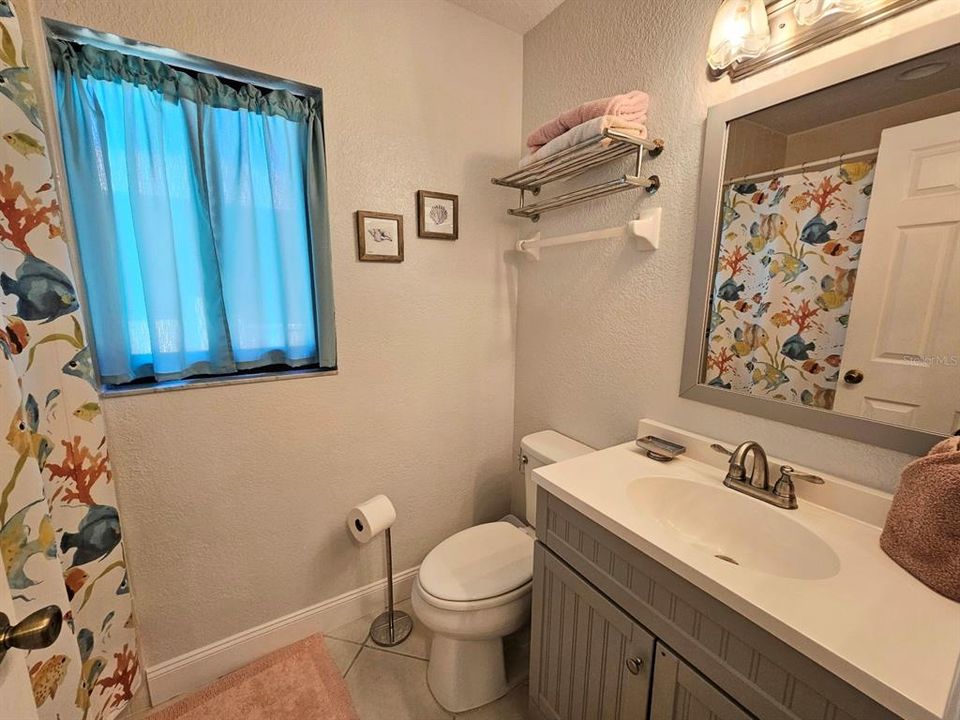 Active With Contract: $152,500 (2 beds, 2 baths, 1040 Square Feet)