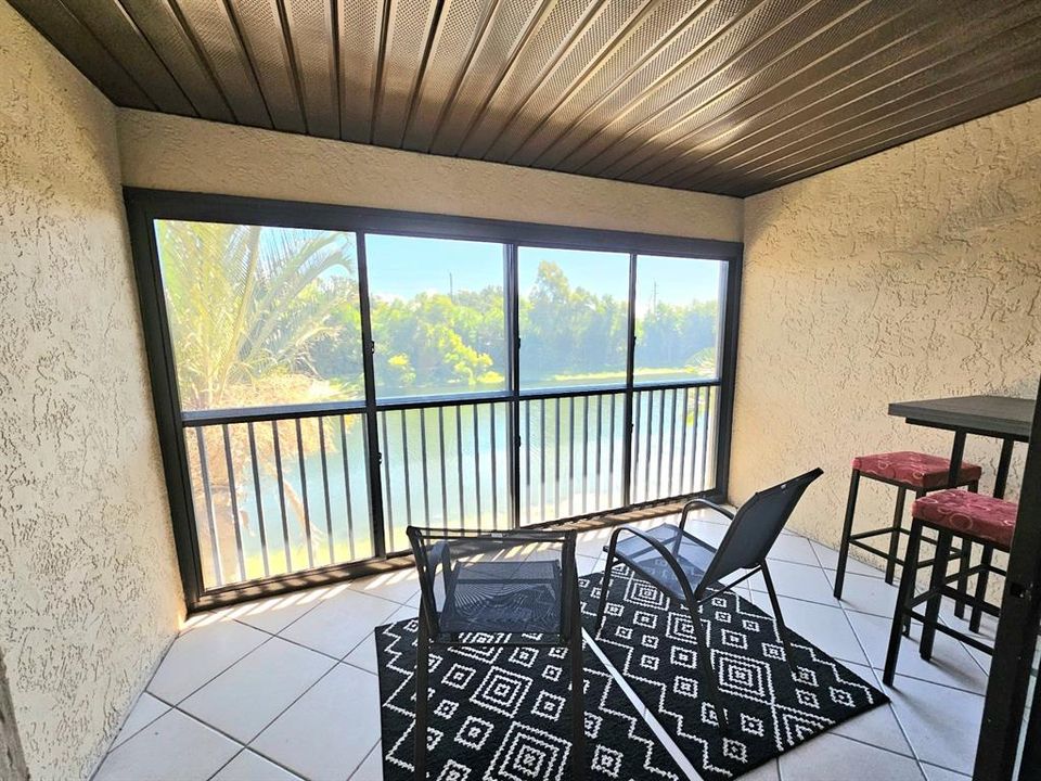 Active With Contract: $152,500 (2 beds, 2 baths, 1040 Square Feet)